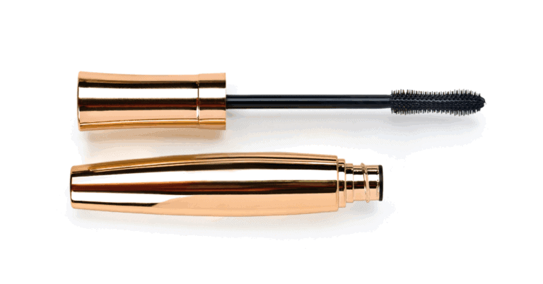 How to Apply Eyeliner and Mascara for Mature Eyes