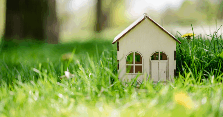 How To Make the Most of Smaller Spaces: Smart Tips and Space-Saving Products for Seniors
