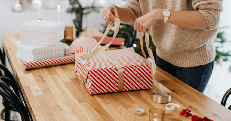 Christmas Wrapping Made Easy: Simple Tips That Save Time and Energy