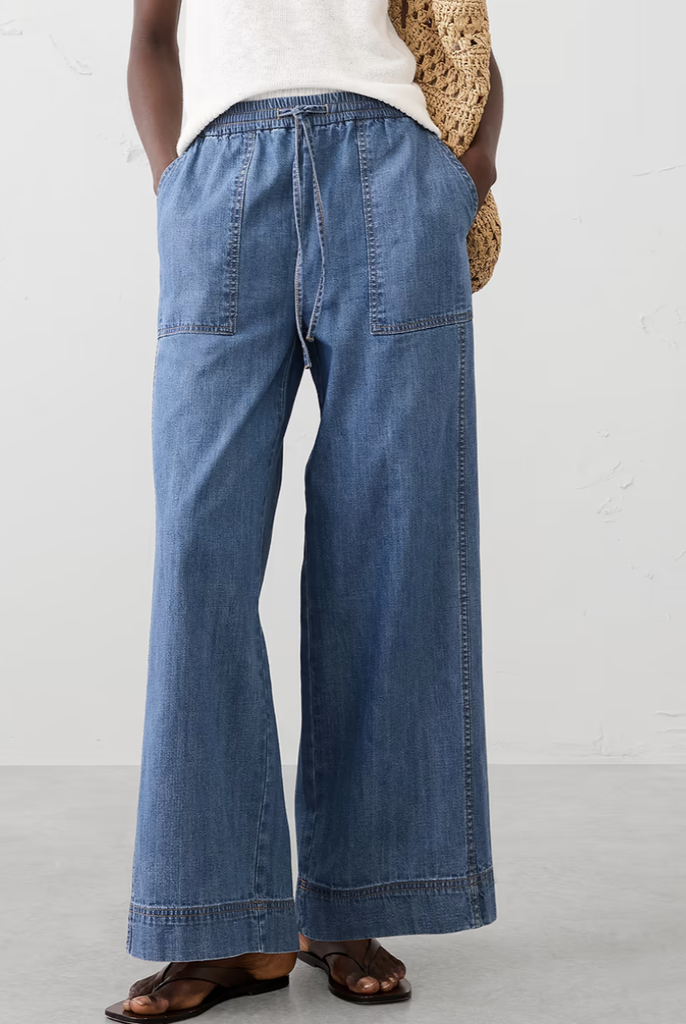 Banana Republic Relaxed Fit