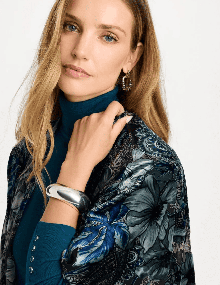 Silvertone Hinge Bangle