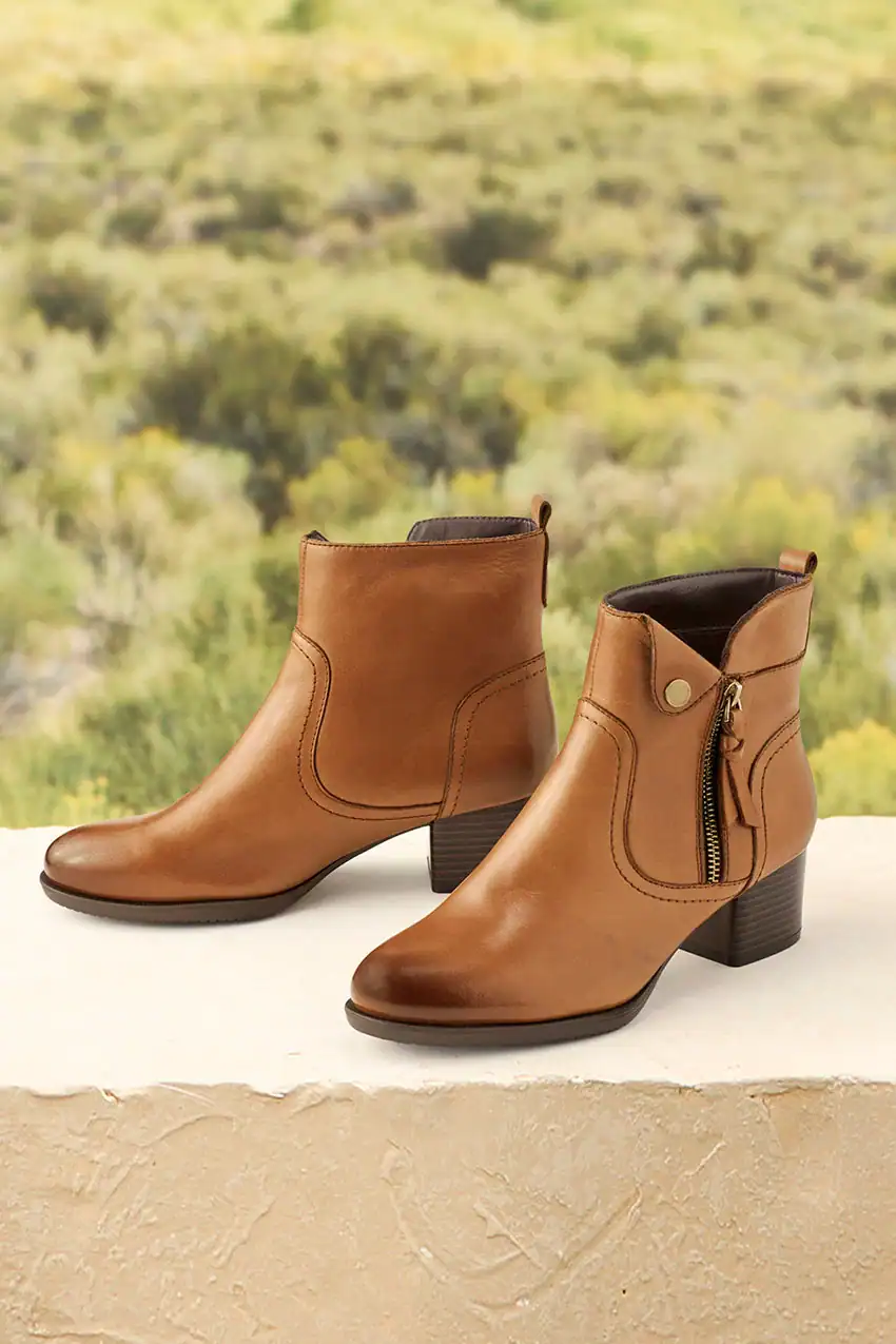 Vera Boots by Spring Step